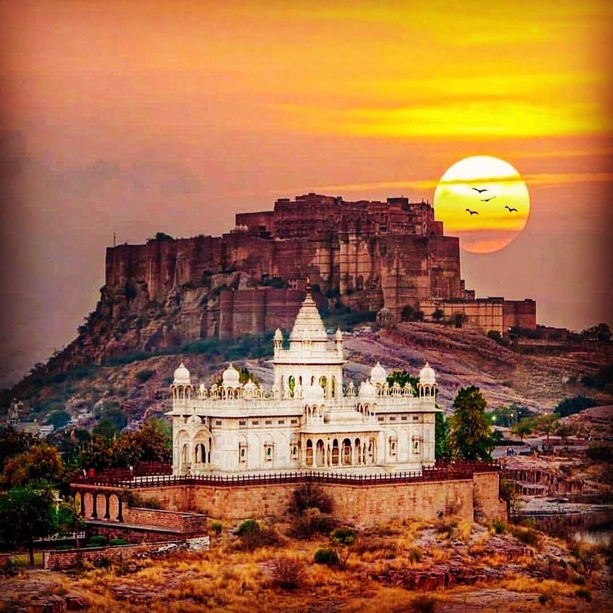 Golden Route (Delhi–Agra–Jaipur–Jodhpur–Udaipur) Tour Package