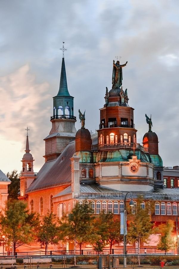 Canada Eastern Delight Tour Package